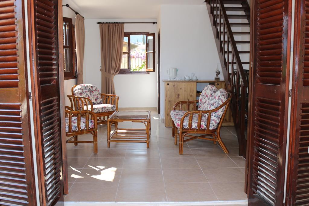Five Fingers Holiday Bungalows Kazaphani Exterior photo