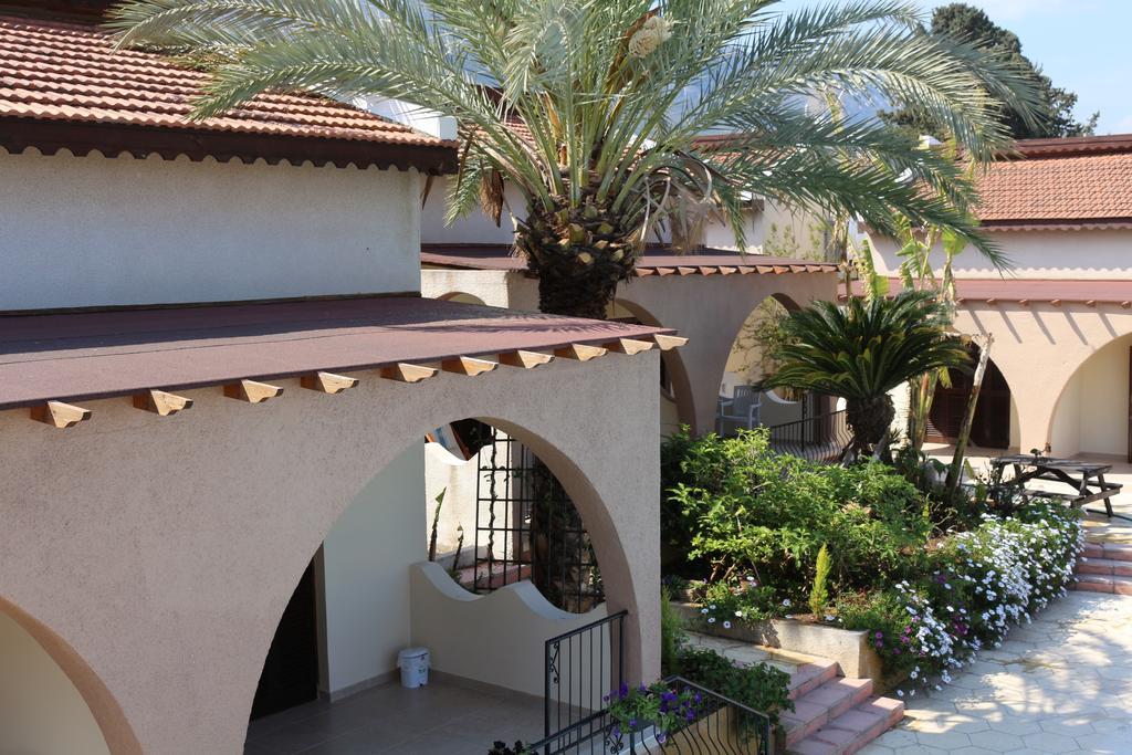 Five Fingers Holiday Bungalows Kazaphani Exterior photo