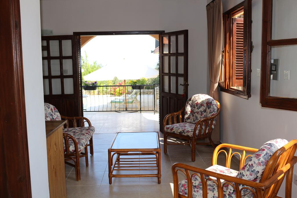 Five Fingers Holiday Bungalows Kazaphani Exterior photo