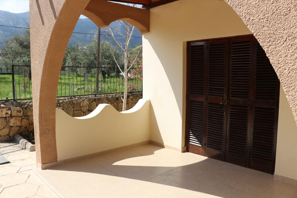 Five Fingers Holiday Bungalows Kazaphani Exterior photo