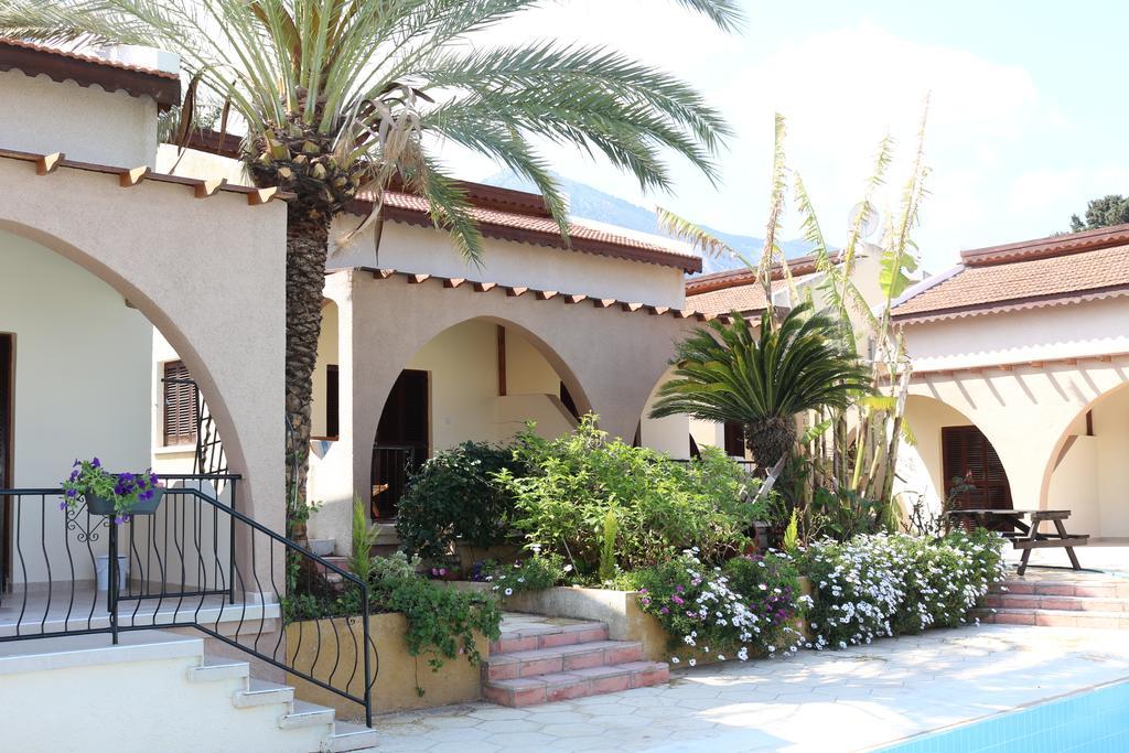 Five Fingers Holiday Bungalows Kazaphani Exterior photo